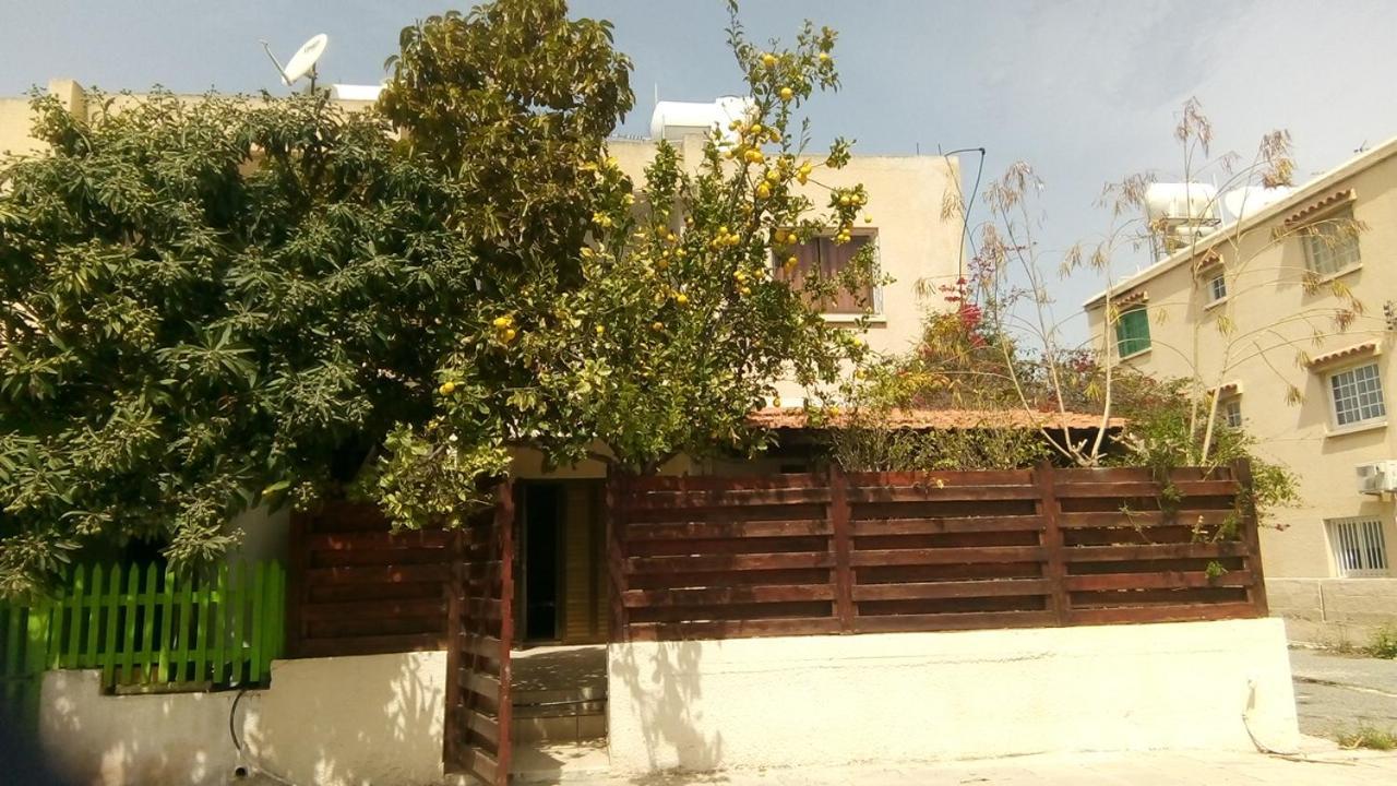 Green Patio Larnaca Esterno foto